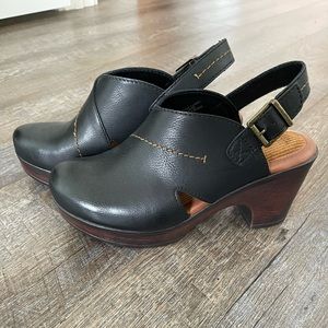 Women’s Boc Cecilia Clogs Size 8 Black